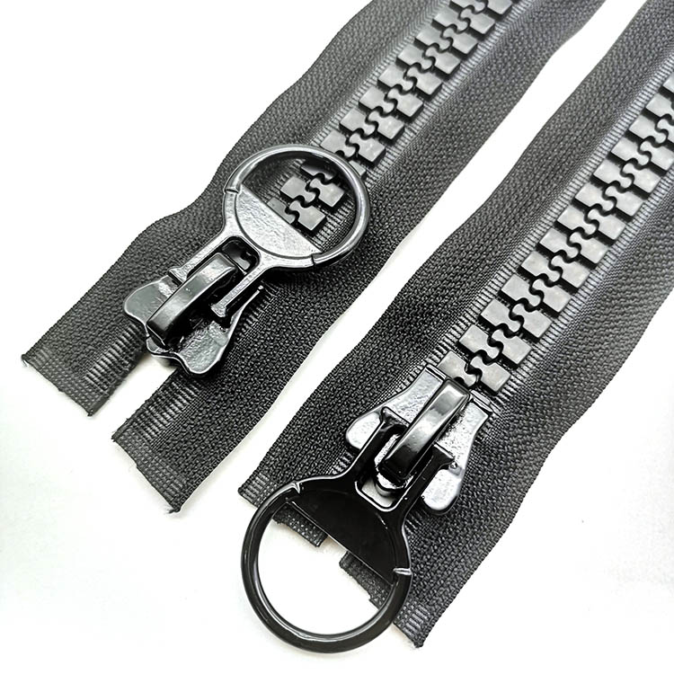 Custom resin zipper