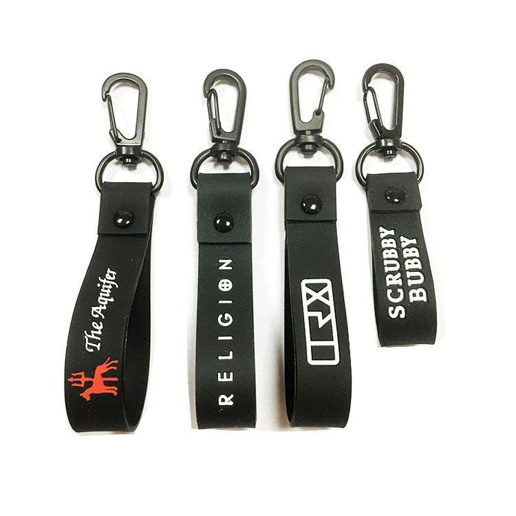 Short lanyard keychain