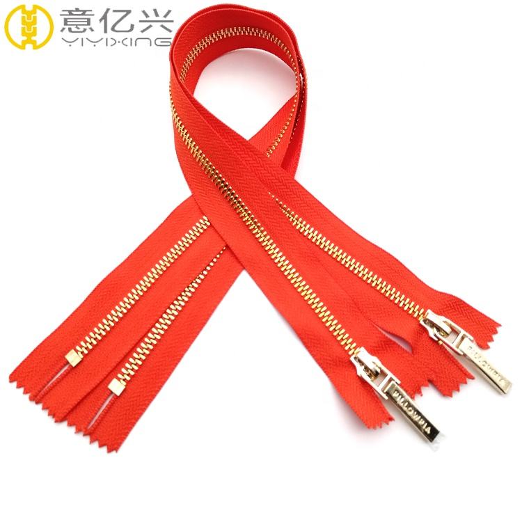 metal zipper
