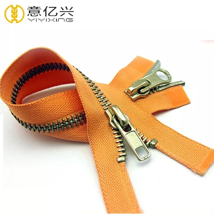 luggage zipper