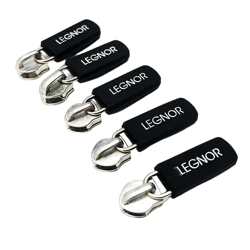 Logo Rubber Zipper Pull