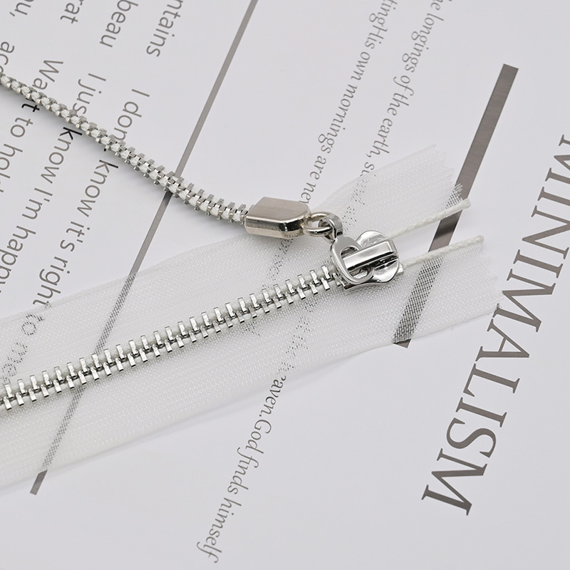 Zip Transparent